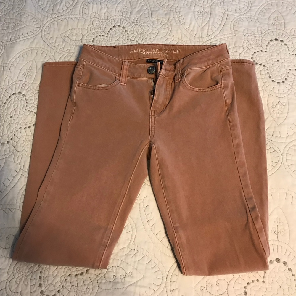 Burgundy stretchy jeans